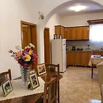 بيت للعطل Bright, Spacious In The Heart Of *