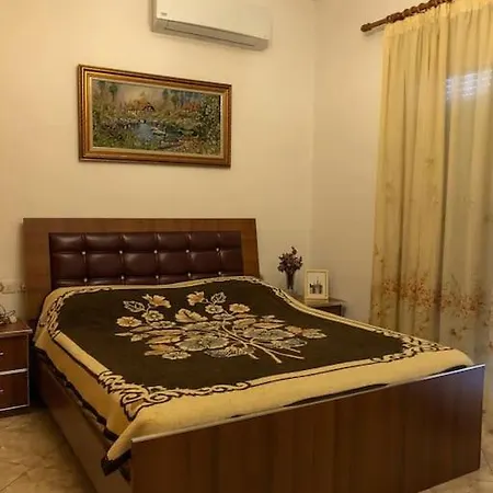 Holiday home Bright, Spacious In The Heart Of *