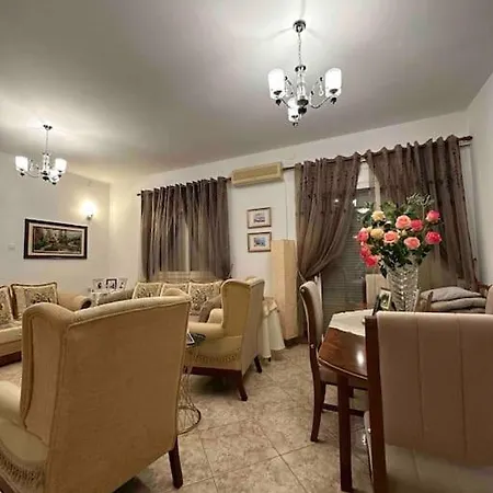 Holiday home Bright, Spacious In The Heart Of Gjirokaster