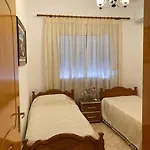 Bright, Spacious In The Heart Of Дом отдыха Гирокастра
